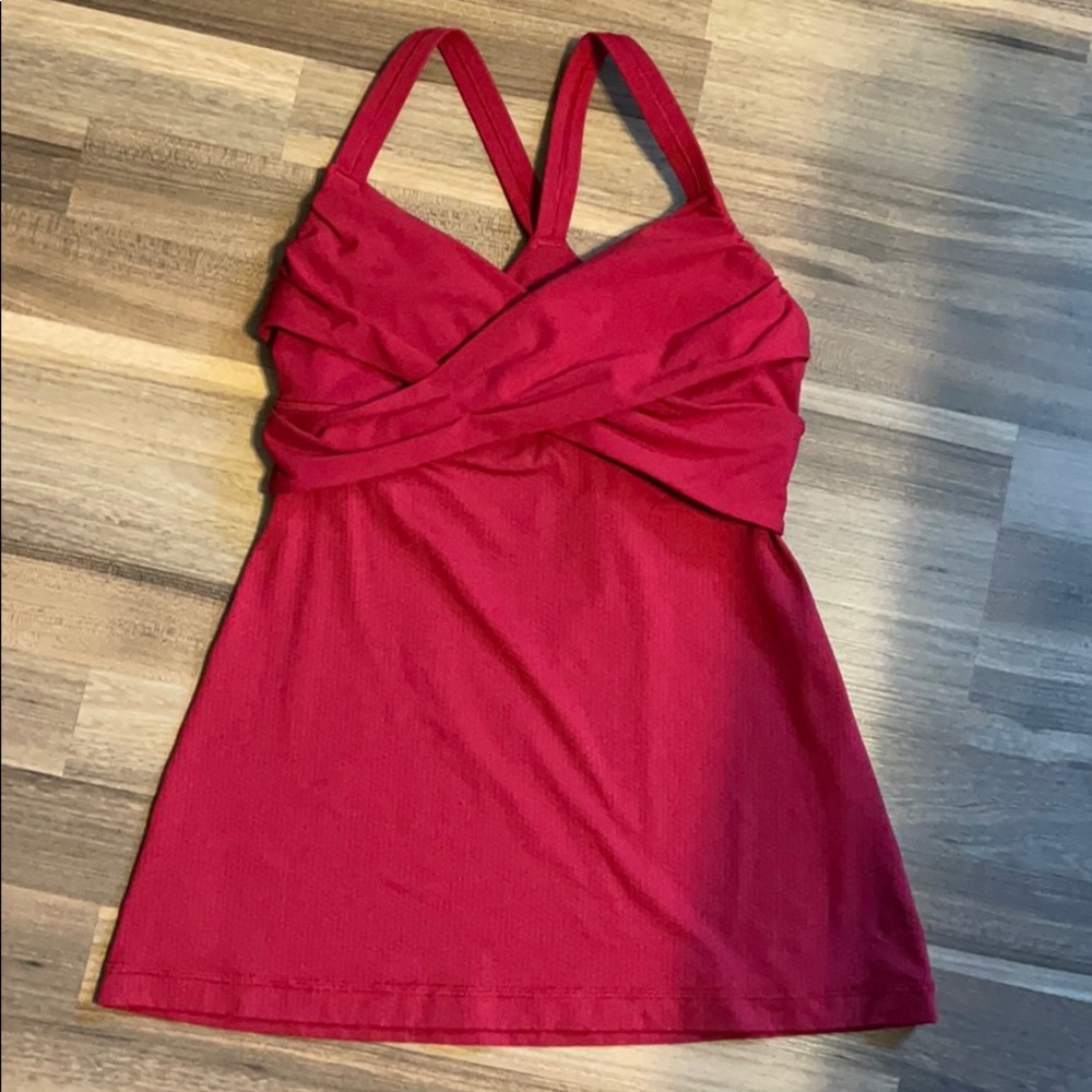 Lululemon top